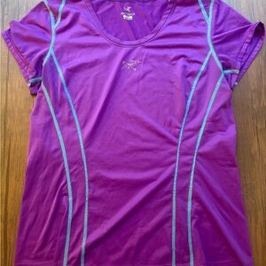 Arc'teryx Purple short sleeve workout top